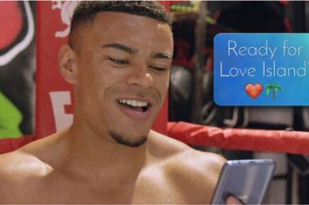 emoji Sends Hearts to ‘Love Island’